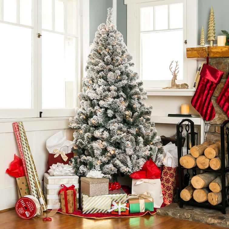Pre-Lit Snow Flocked Artificial Christmas with Clear/White Lights